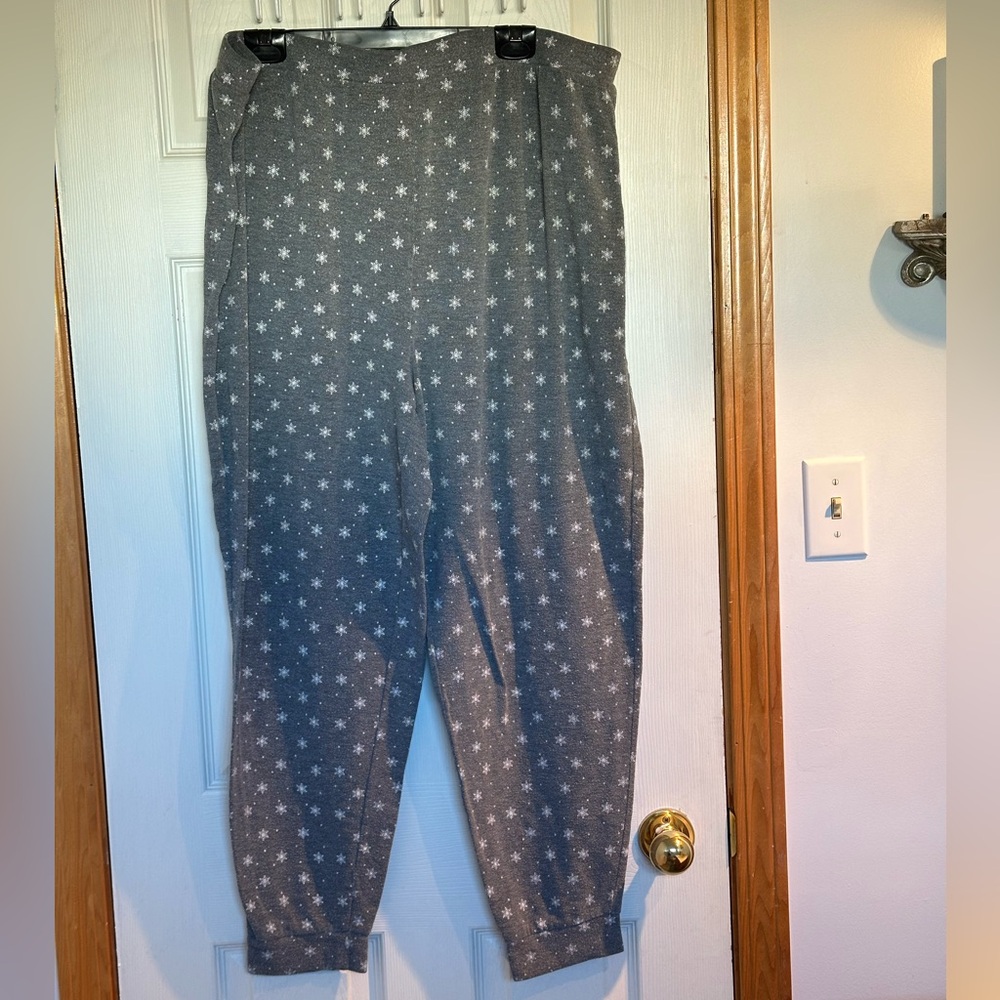 FREE with any purchase $15 or more. Ladies XXL Ricki's Gray Snowflake PJ Pants